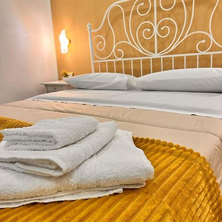 Ferienwohnung La Dimora Del Principe Neapel Exterior foto