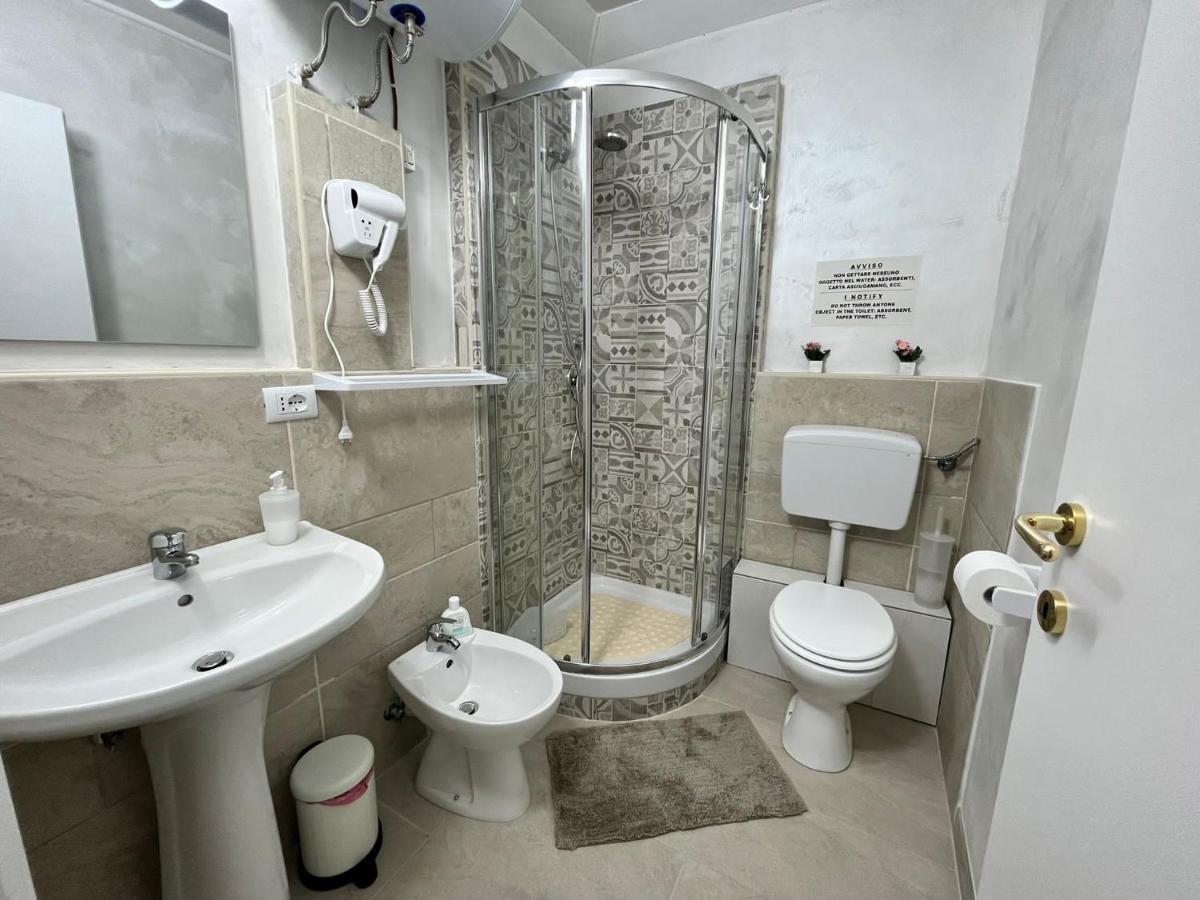 Ferienwohnung La Dimora Del Principe Neapel Exterior foto