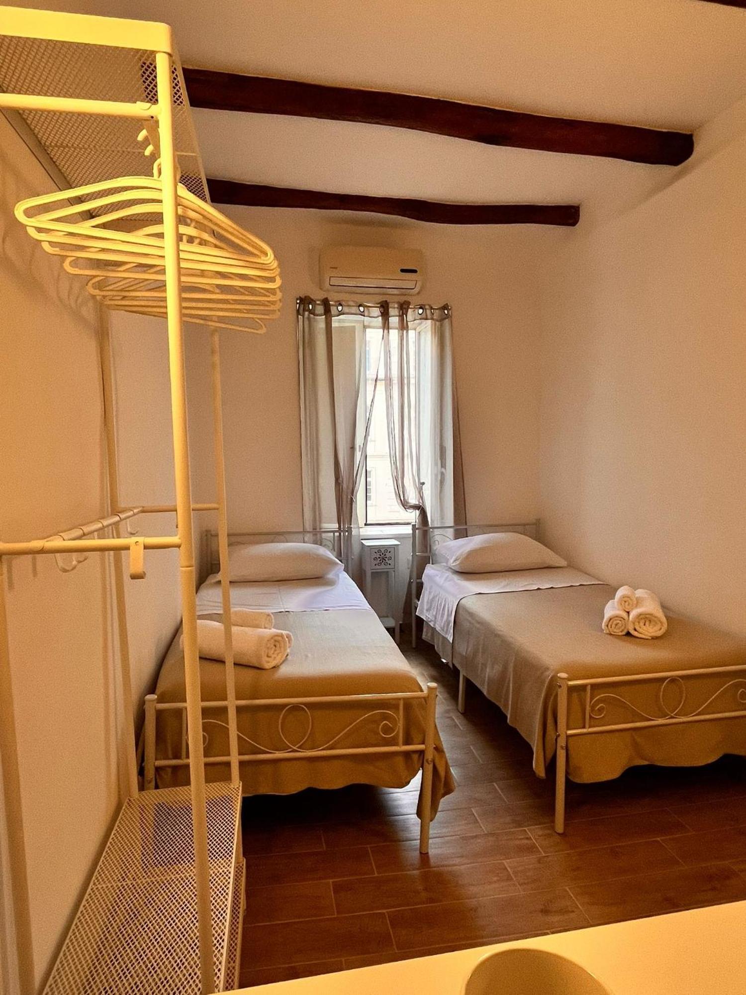 Ferienwohnung La Dimora Del Principe Neapel Exterior foto